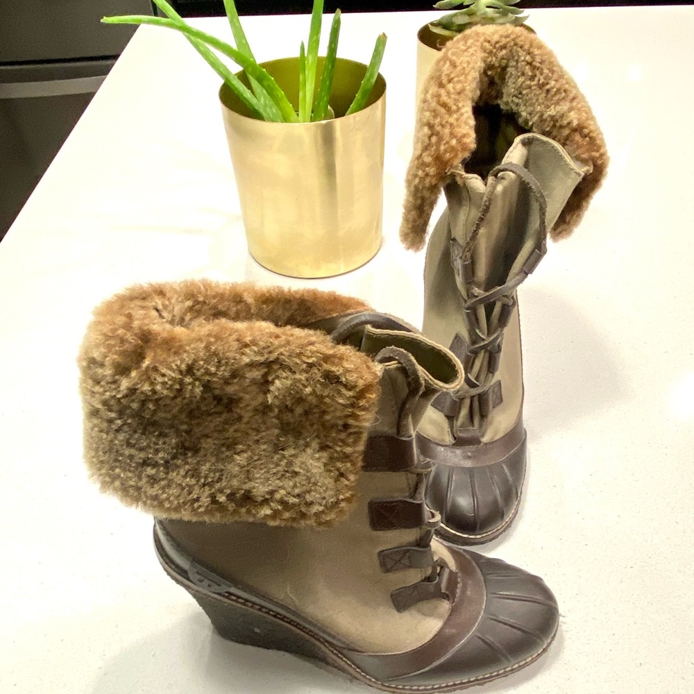 Tory Burch Brown Fleece Ankle Cover Wedge Outdoor Boots 🤎 - Picture 16 of 16